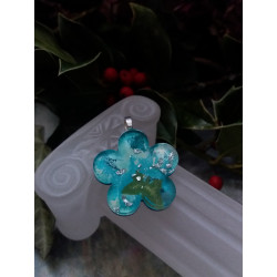 Pendentif  collection fleur, "papillon en lierre"