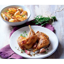 LES CUISSES DE VOLAILLE FERMIÈRE CONFITES À LA GRAISSE DE CANARD