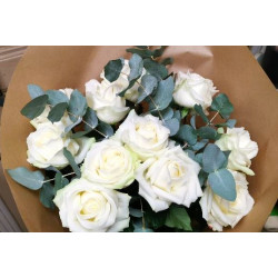 Bouquet de roses blanches
