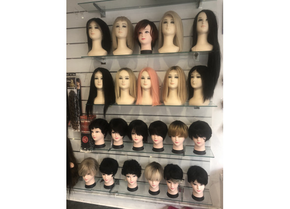 Venez découvrir nos produits et compléments capillaires